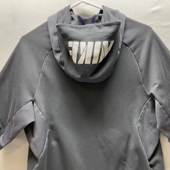 Nike Short Sleeve Hoodie Men's Large Gray Dri-Fit Basketball Activewear Top GUC - Picture 5 of 11